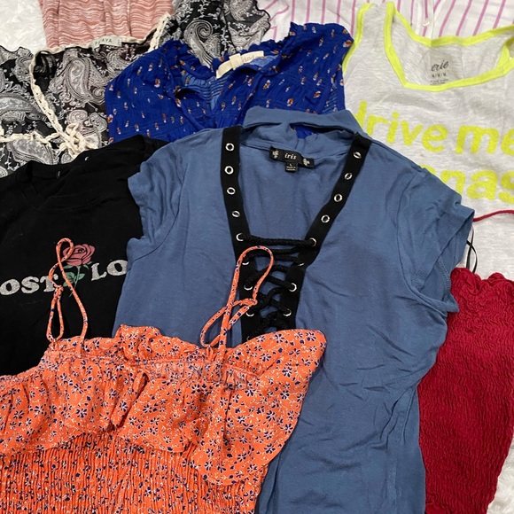 Tops bundle - Picture 3 of 6